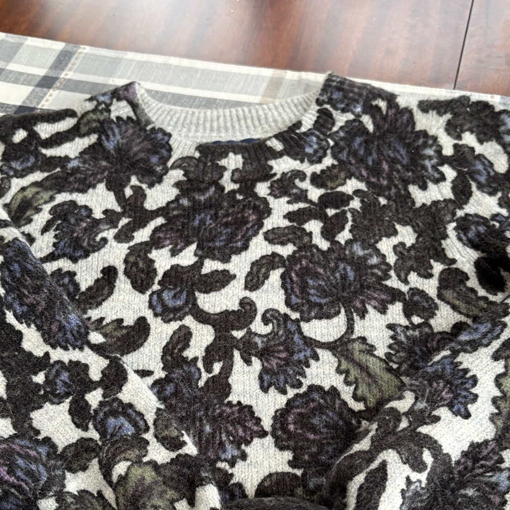Democracy Floral Sweater - Black and Gray